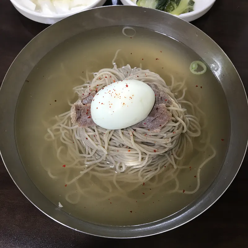 냉면 사진